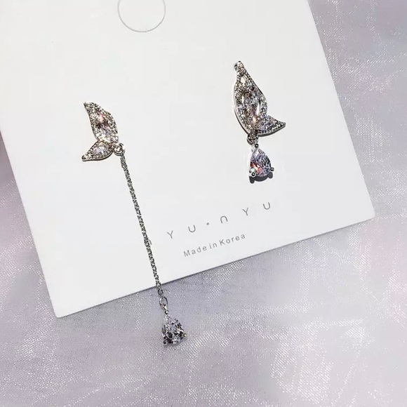 CZ Crystal Drop Butterfly Mismatched Earrings - Picture 4 of 5